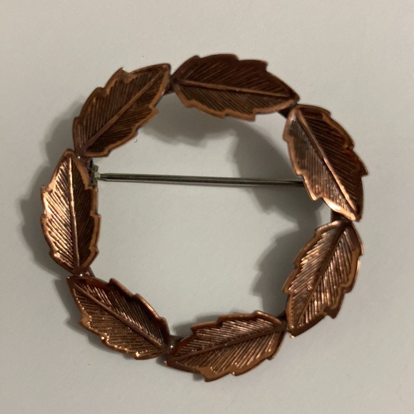 Vintage Copper Bell Leaf Brooch - Picture 1 of 5